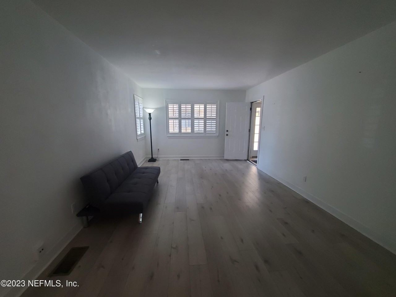 2159 Riverside Ave #1 - Photo 4 of 29