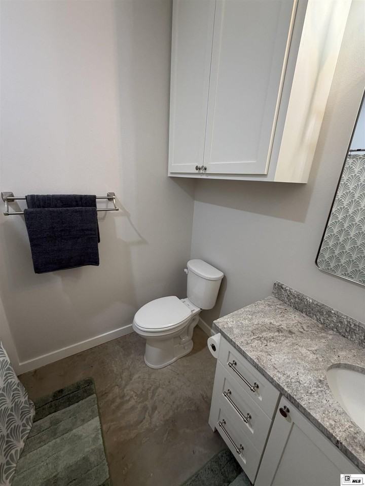 106 Bradley St - Photo 3 of 6