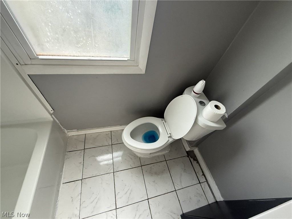 371 Beth St - Photo 5 of 6