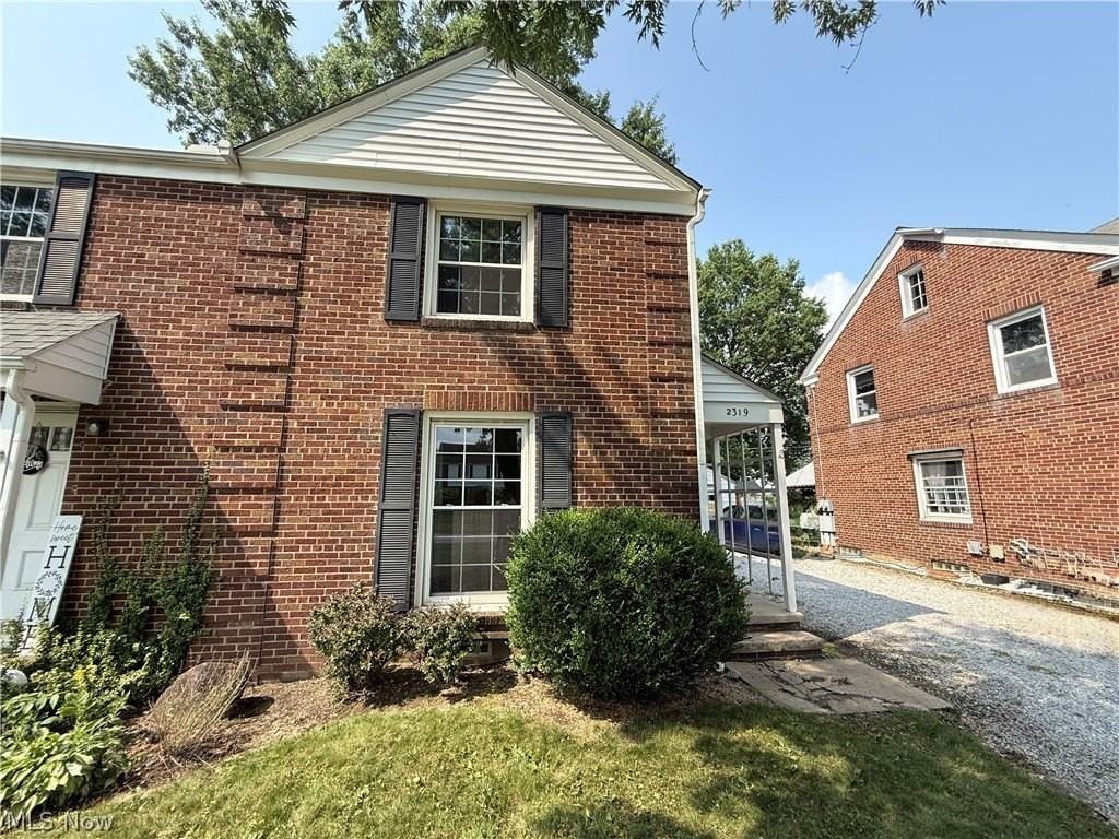 2319 Broad Blvd - Photo 5 of 39
