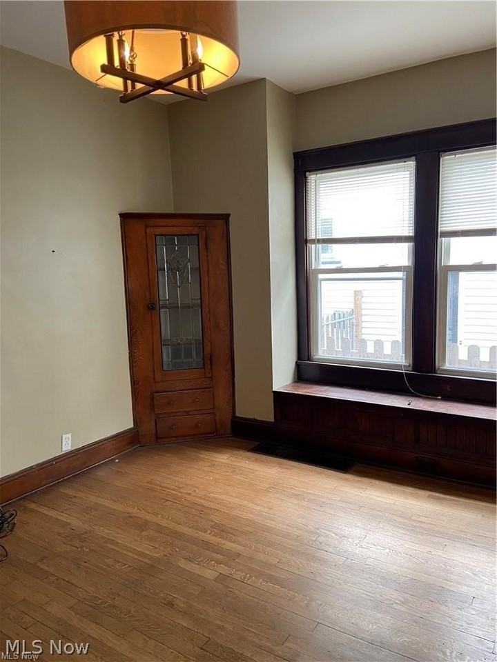 2628 E 124th St #1 - Photo 6 of 11