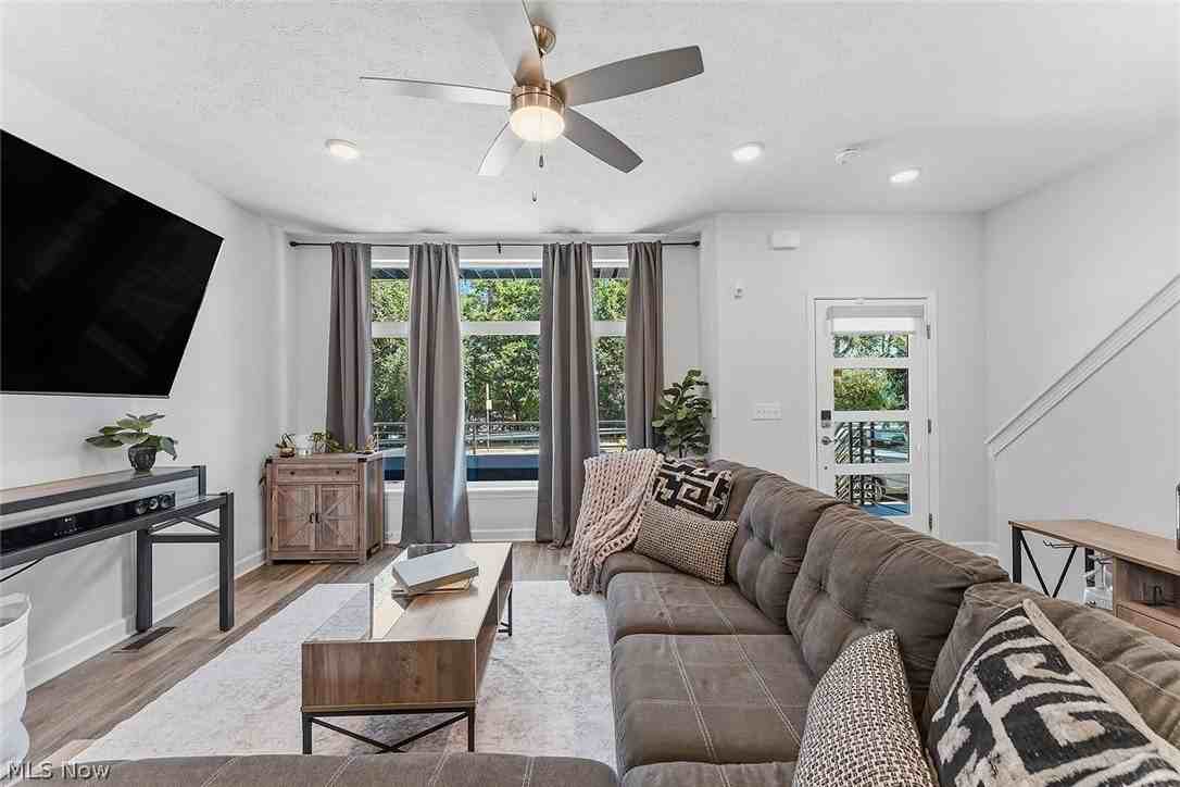 2308 Fulton Rd - Photo 7 of 30