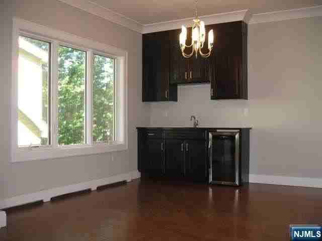 816 Jassamine Way - Photo 5 of 24