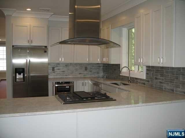 816 Jassamine Way - Photo 6 of 24