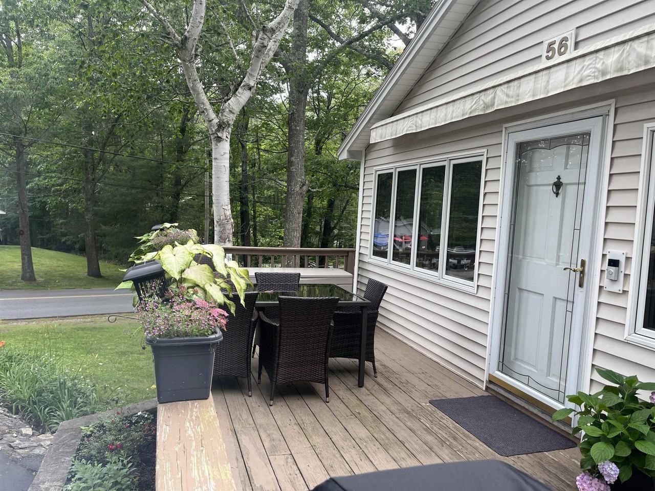 56 Captain Thomas Rd - Photo 2 of 30