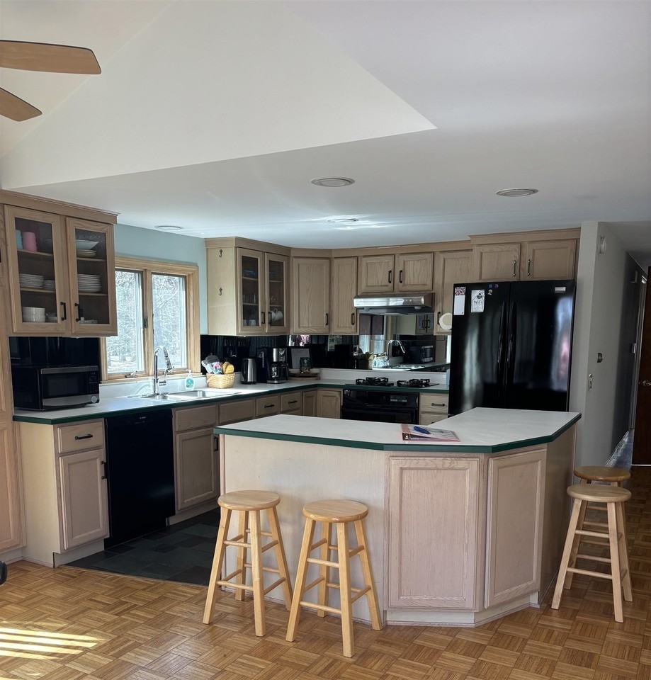 56 Captain Thomas Rd - Photo 5 of 30