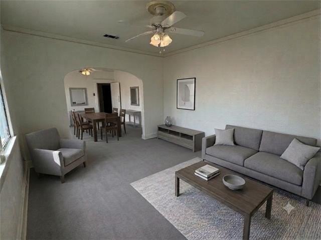 838 Weiblen Pl - Photo 3 of 11