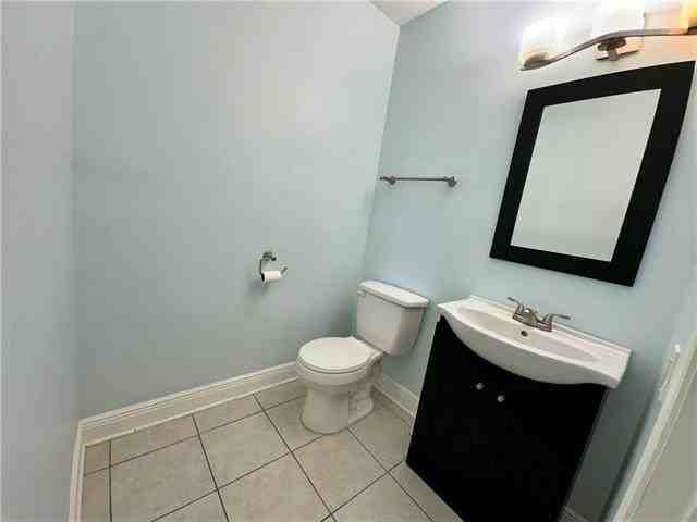 13 Lake Breeze Dr - Photo 5 of 29