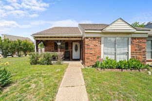 822 Colchester Dr - Photo 1 of 1