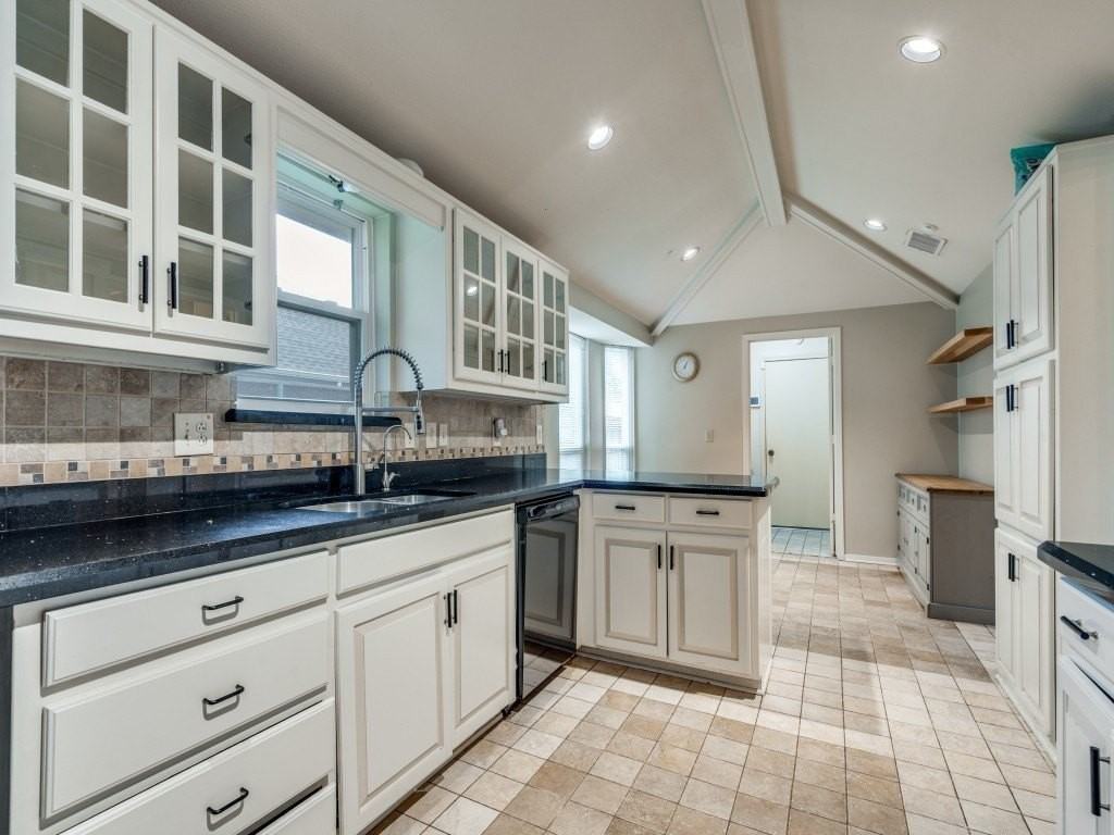 1728 Tawakoni Ln - Photo 6 of 12