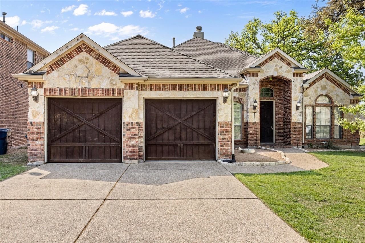 12245 Fairway Meadows Dr - Photo 2 of 28