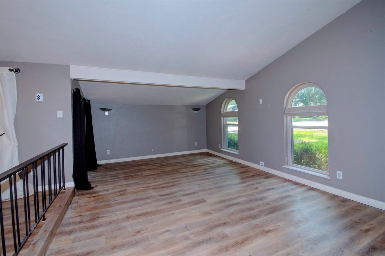 3201 Christie Cir - Photo 3 of 34