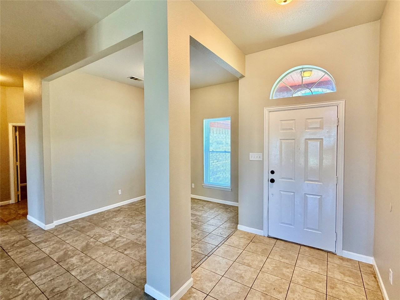 1412 La Mirada - Photo 4 of 20