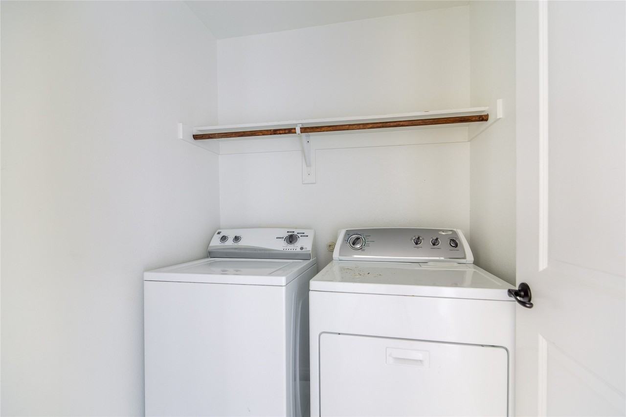 2625 Jackson Dr - Photo 6 of 23