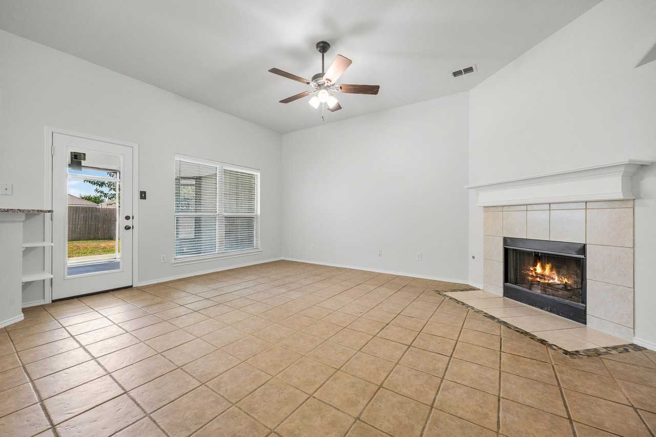 9313 Norfolk Ln - Photo 7 of 24