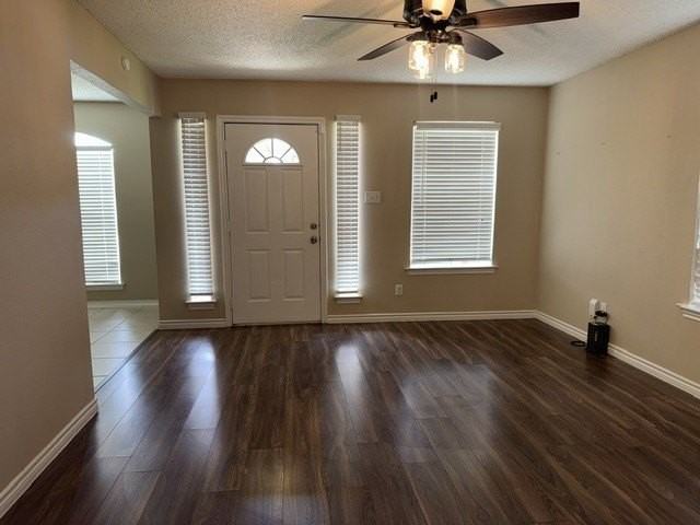 2029 Laney Dr - Photo 3 of 17