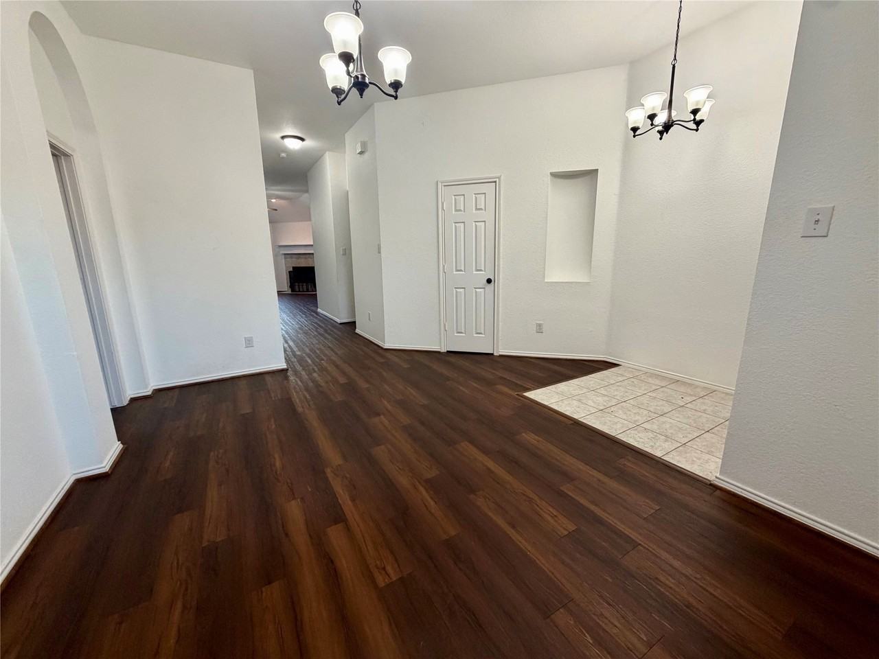 1201 Cumberland Ct - Photo 4 of 22