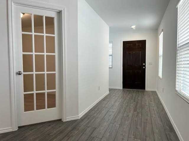 829 Lake Fletcher Rd - Photo 3 of 33