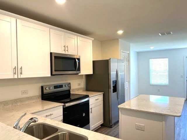 829 Lake Fletcher Rd - Photo 5 of 33