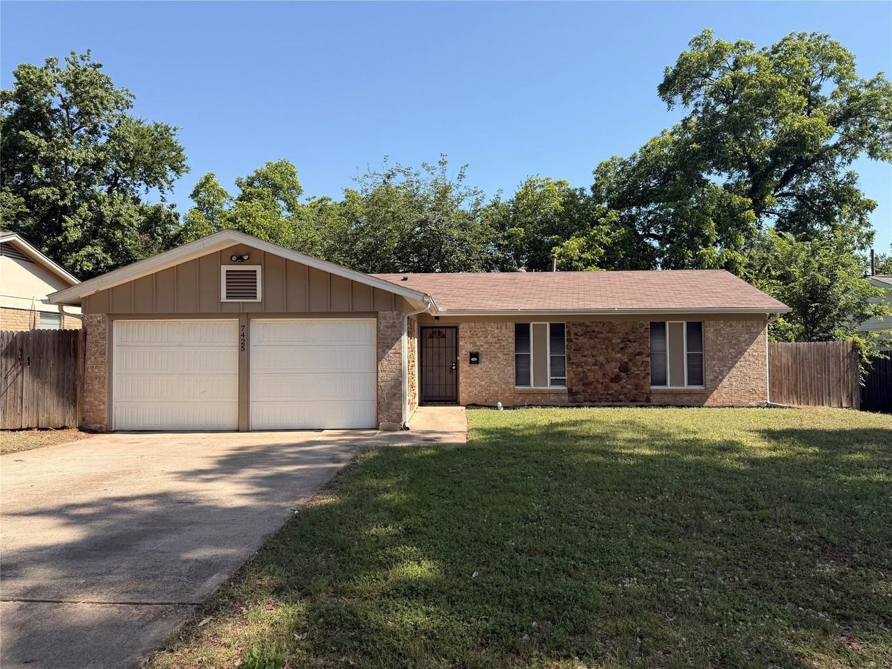 7425 Van Natta Ln