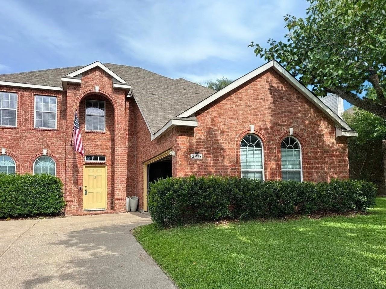 2313 Orchid Dr