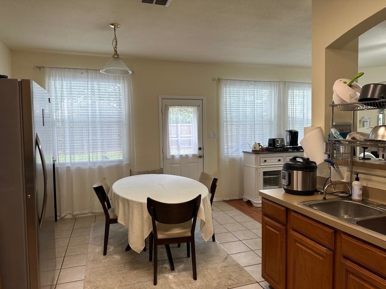2313 Orchid Dr - Photo 4 of 16