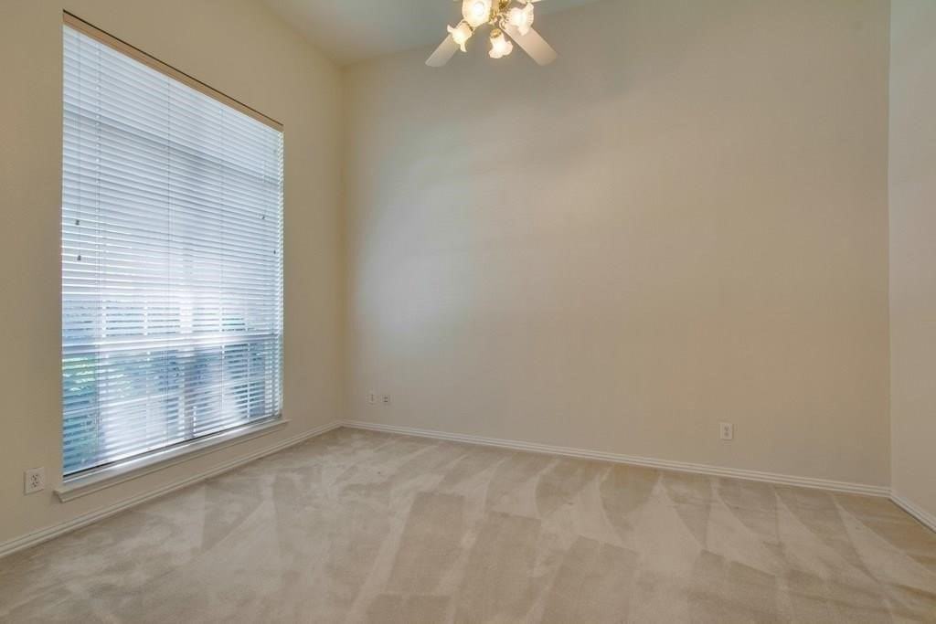 3408 Diamond Point Dr - Photo 4 of 22