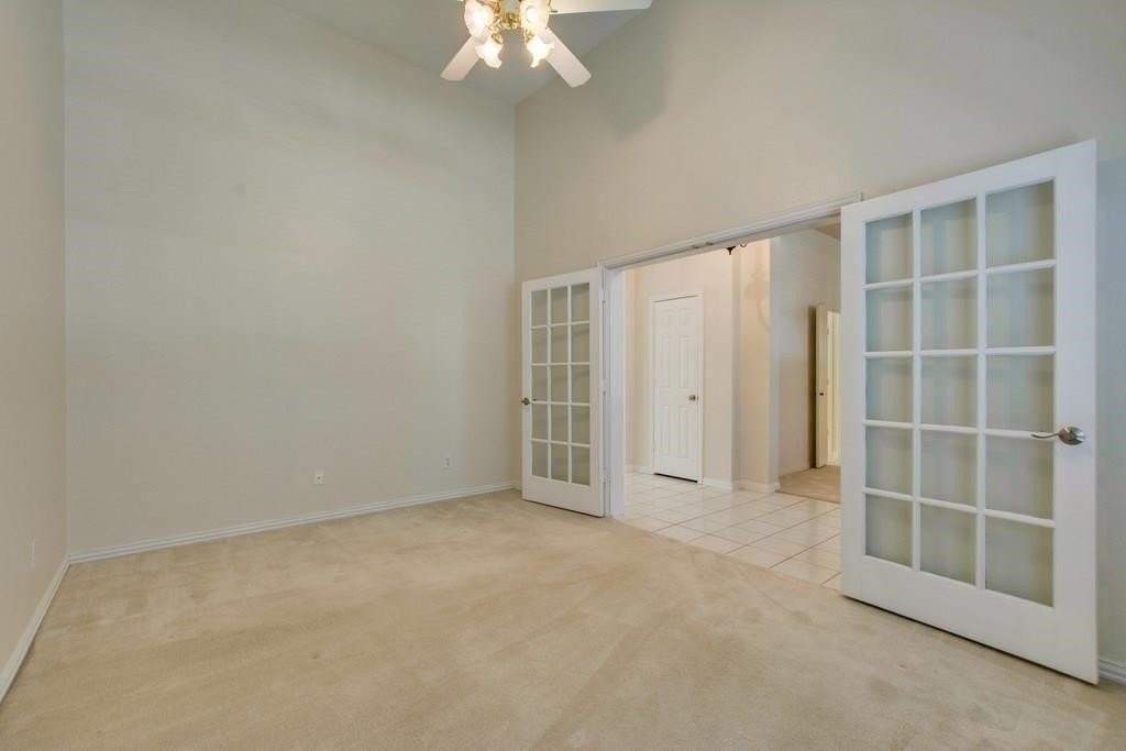 3408 Diamond Point Dr - Photo 5 of 22