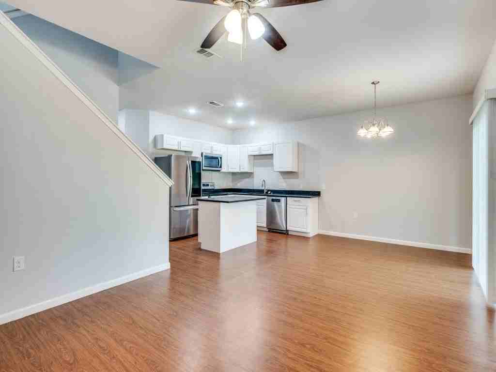 751 Pipeline Ct #A2 - Photo 4 of 25