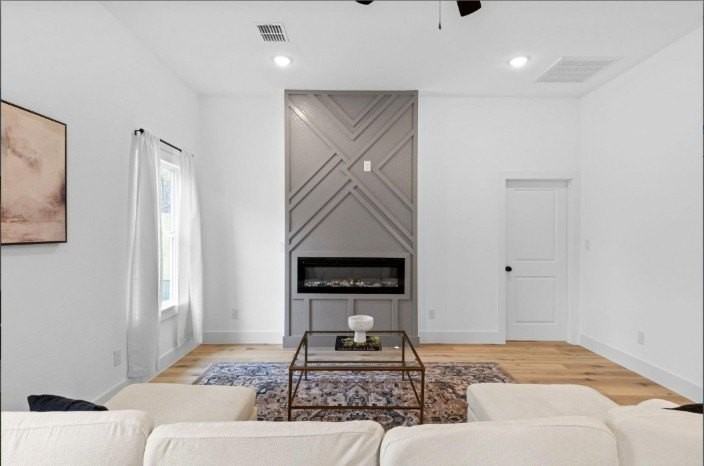 5516 Helmick Ave - Photo 7 of 23