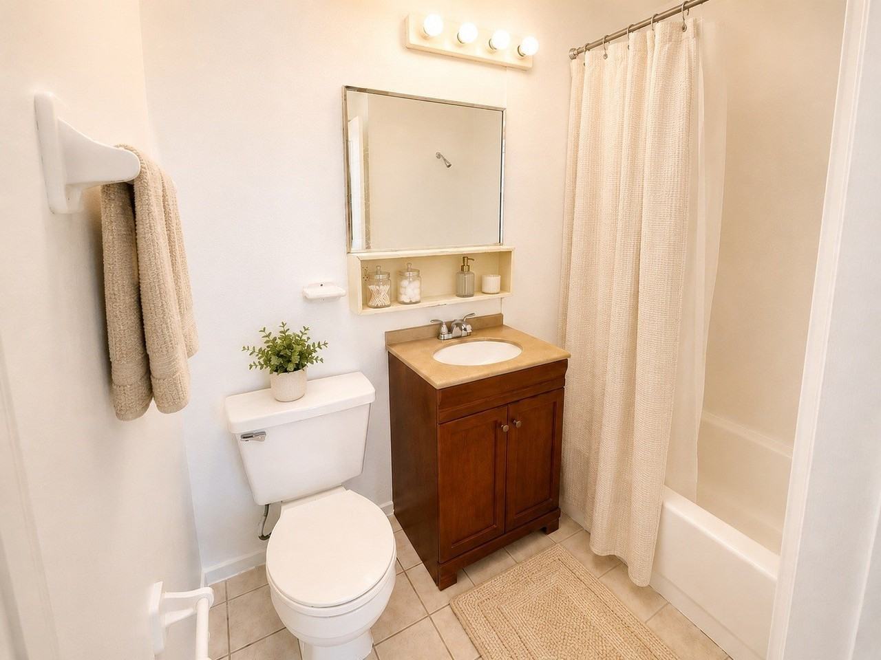 5630 Brookview Ct - Photo 7 of 15