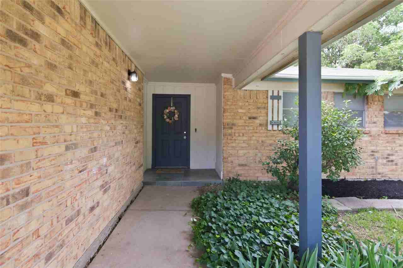 6017 Blueridge Dr - Photo 5 of 29