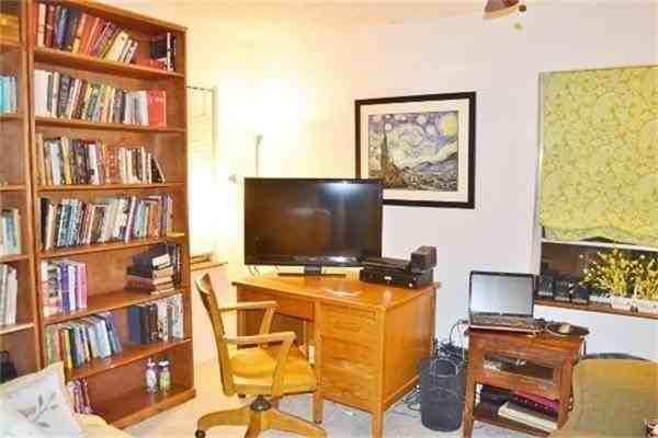 1716 Redwood Pl - Photo 6 of 9