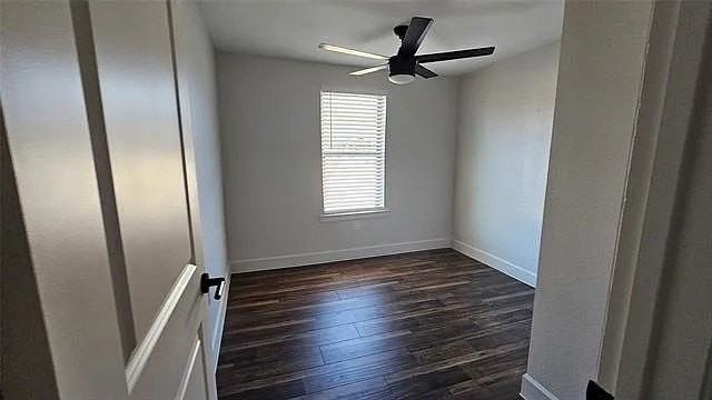 706 N Main St - Photo 6 of 10