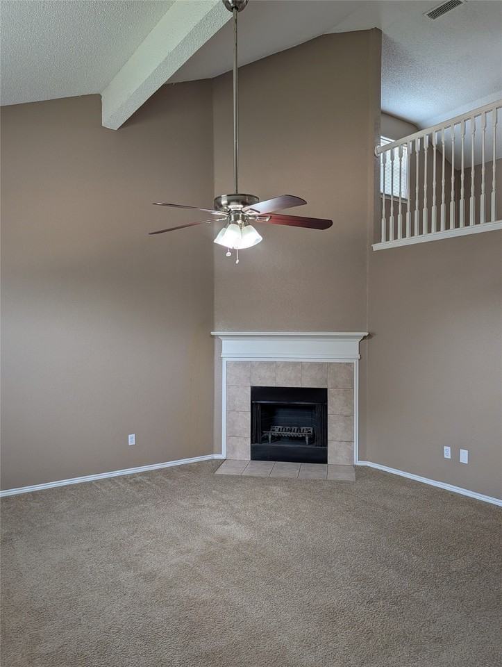 700 Flamingo Dr - Photo 4 of 25