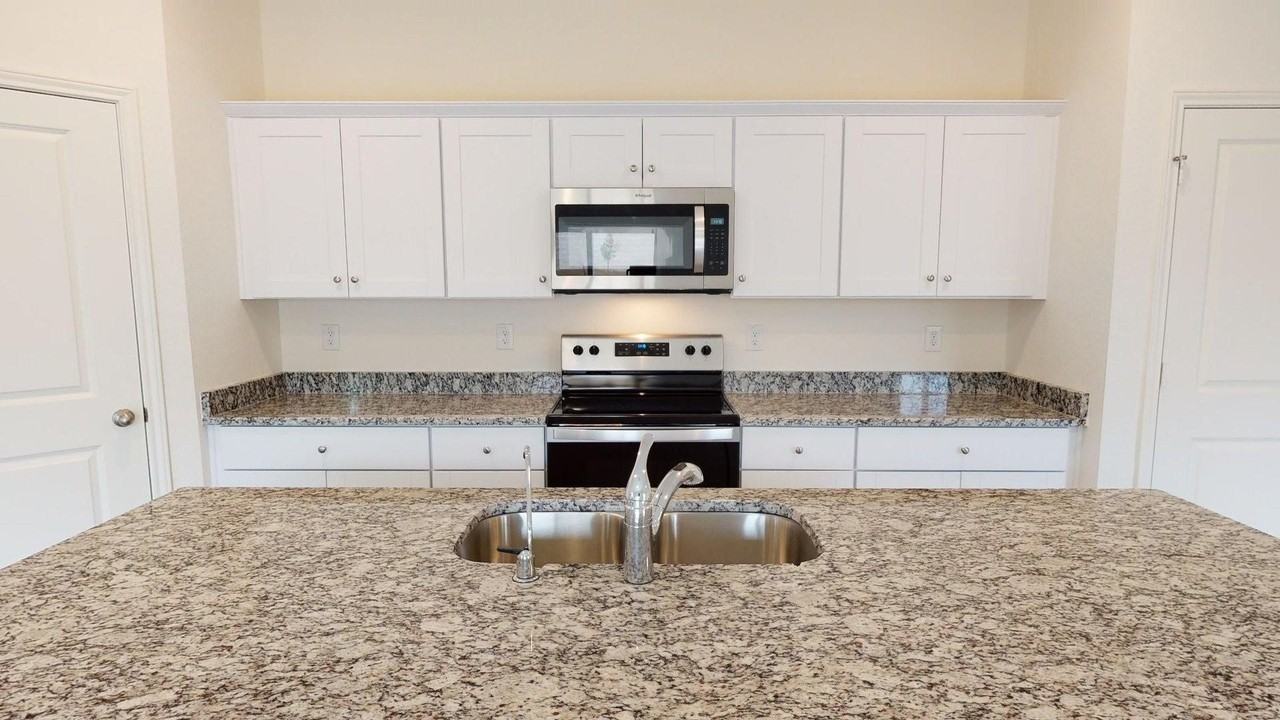 1871 Lockhart Dr - Photo 4 of 22