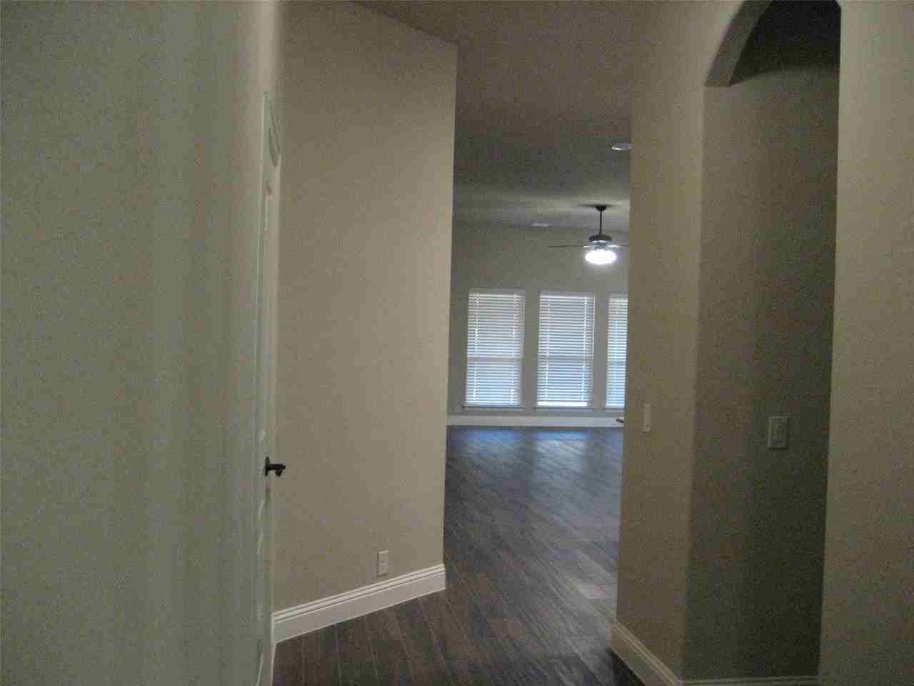 1729 Spoonbill Dr - Photo 2 of 28