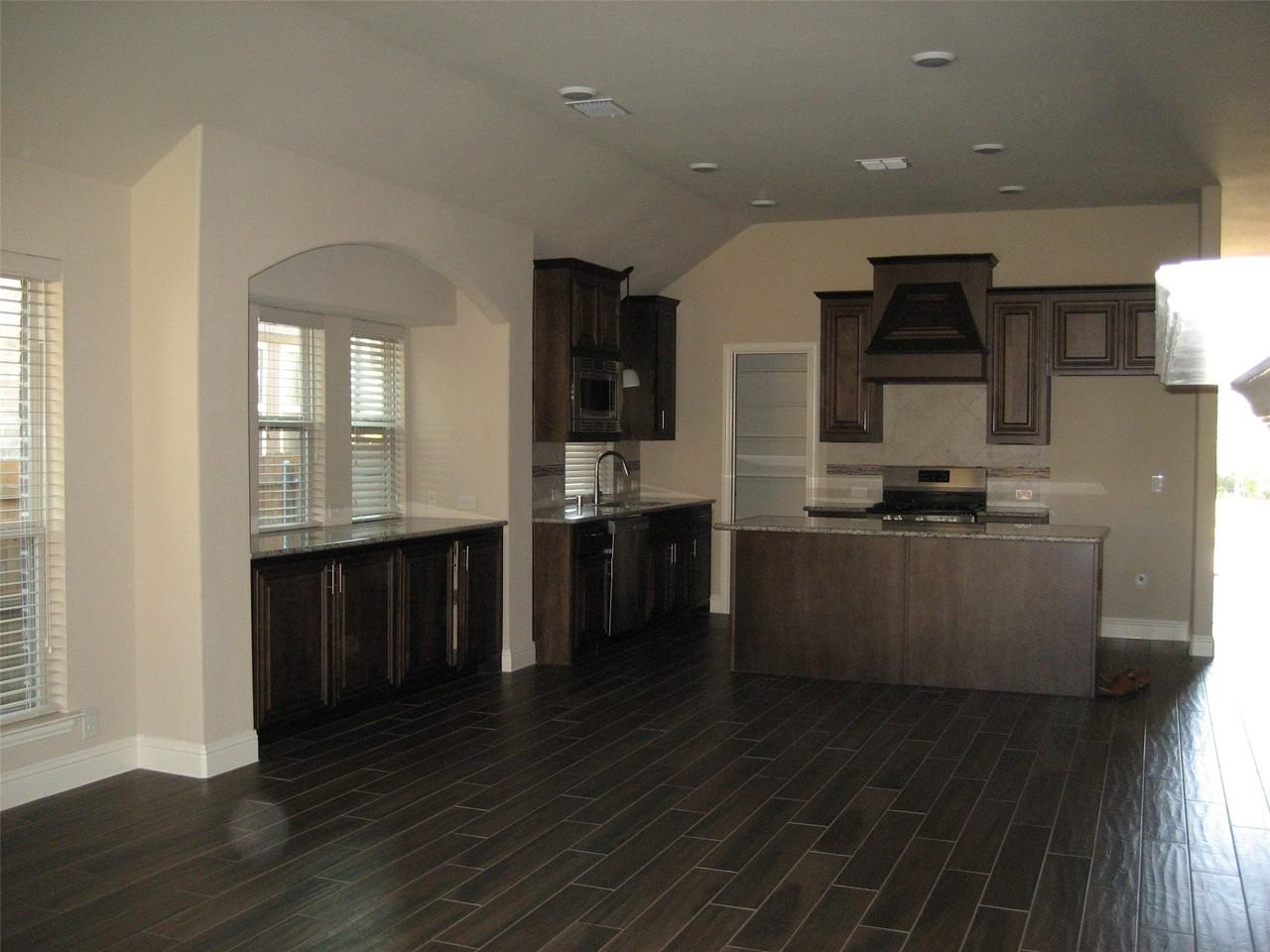 1729 Spoonbill Dr - Photo 7 of 28