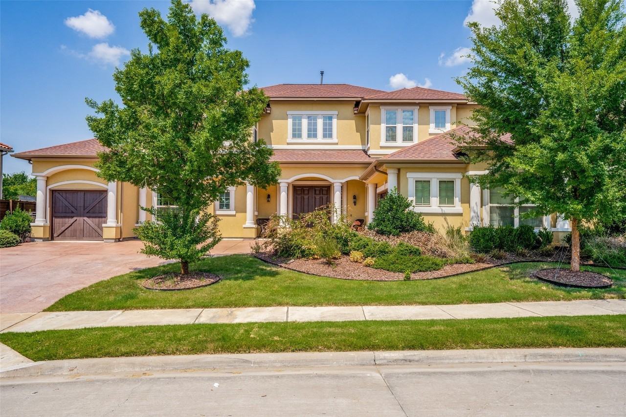12226 Lazio Ln - Photo 5 of 37