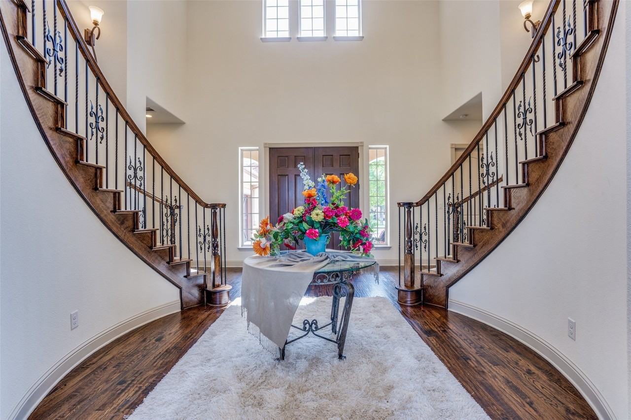 12226 Lazio Ln - Photo 6 of 37