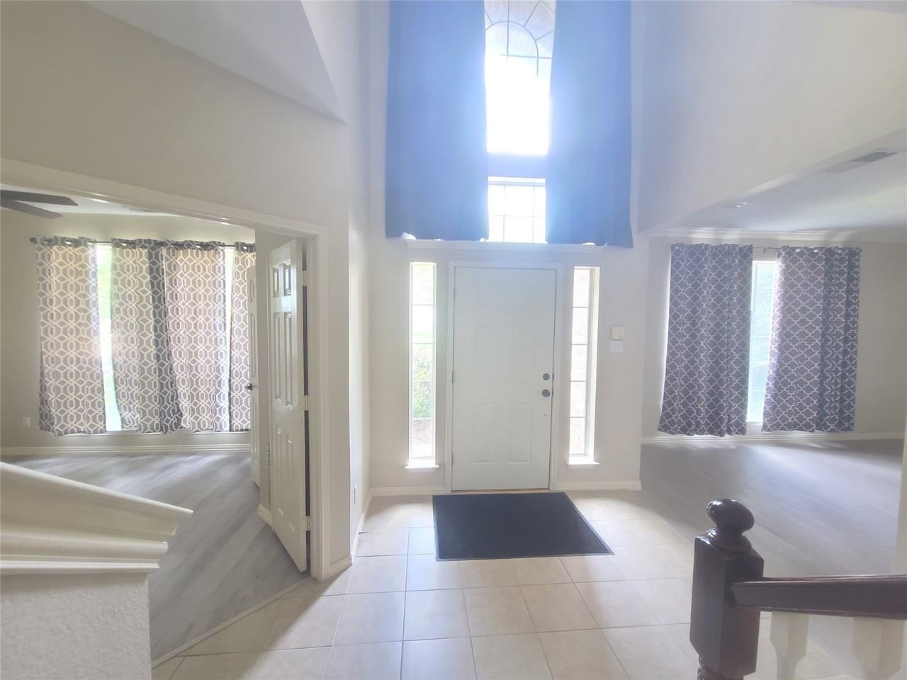 7509 Avalon Dr - Photo 2 of 26