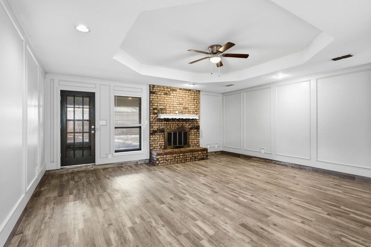 2223 Sierra Dr - Photo 6 of 27