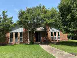 featured image of 161 S Heartz Rd