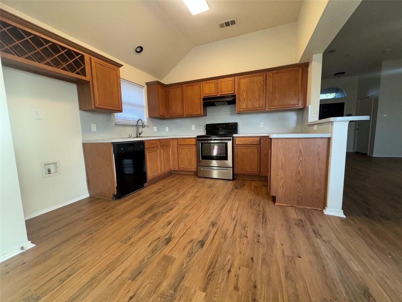 1016 Glenhaven Dr - Photo 2 of 9