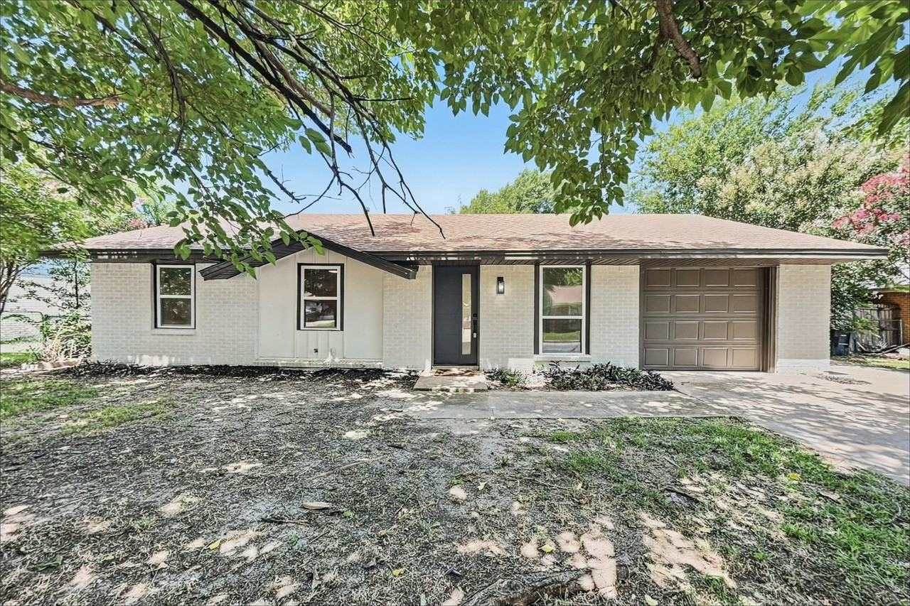 3716 Clotell Dr