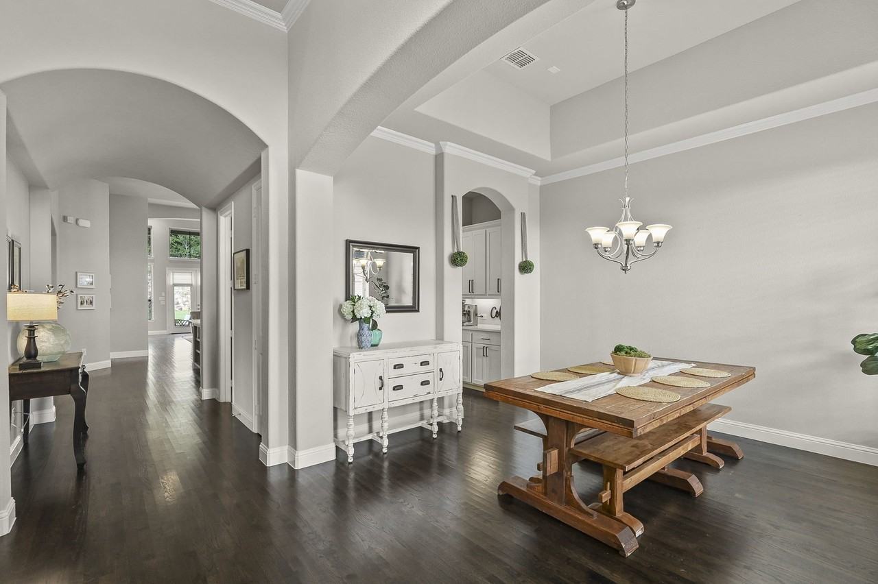 6637 Elderberry Way - Photo 4 of 39