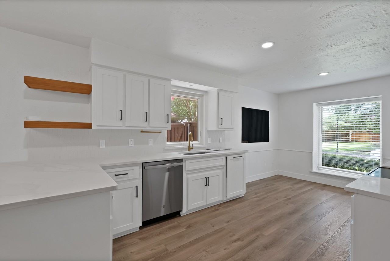 4021 San Mateo Dr - Photo 6 of 37