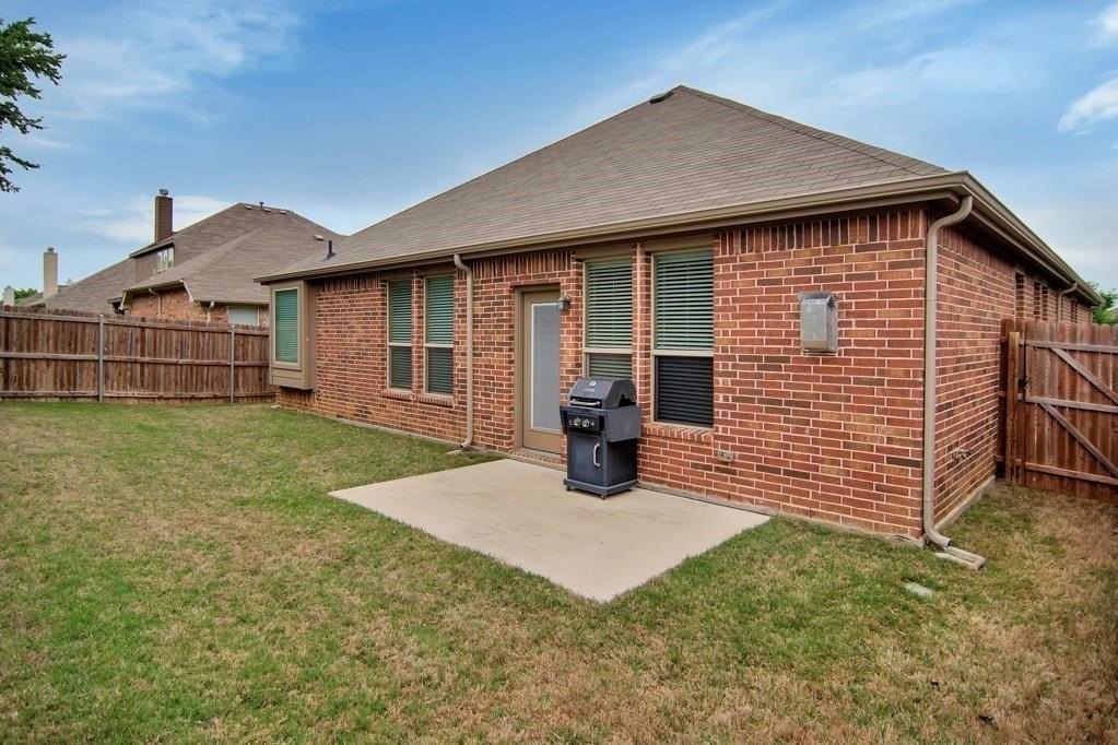 11513 Emory Trl - Photo 3 of 23