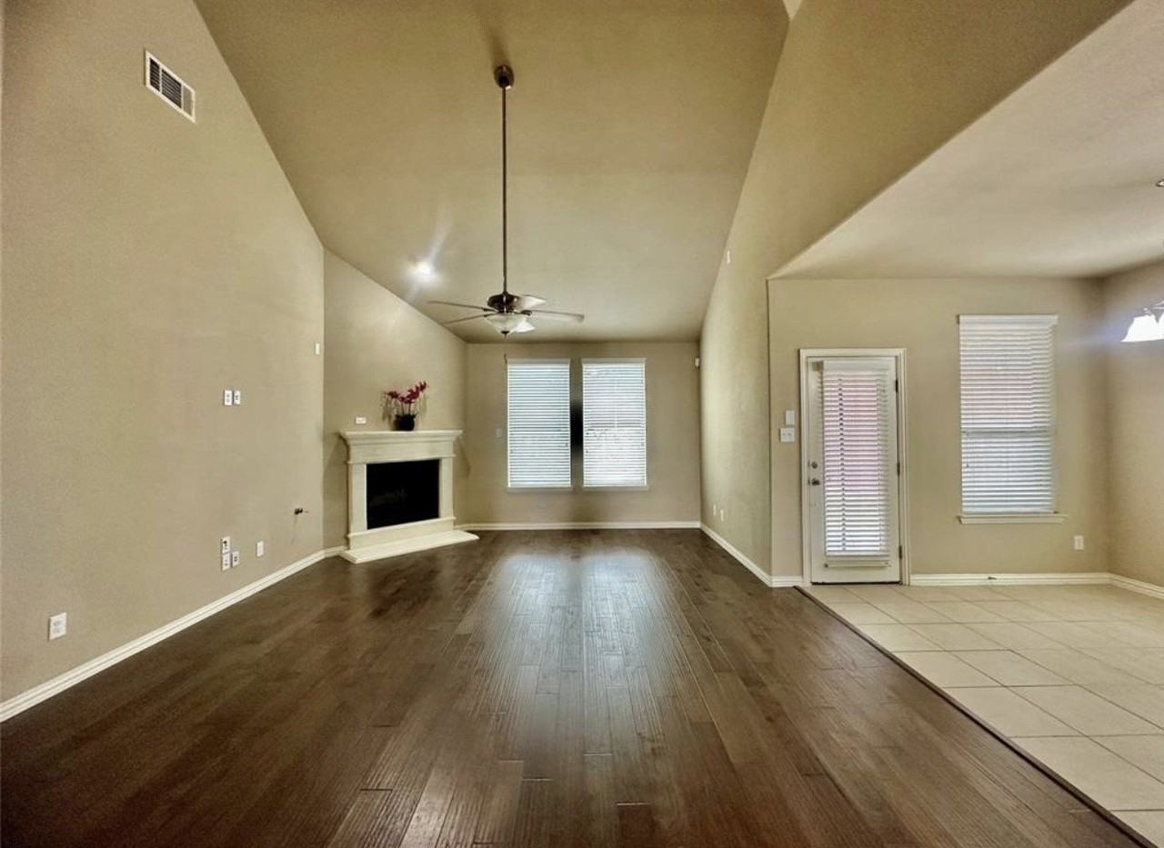 4001 Muscadine Dr - Photo 6 of 40
