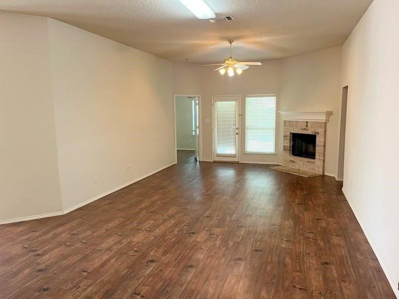 8055 Raleigh Dr - Photo 4 of 24